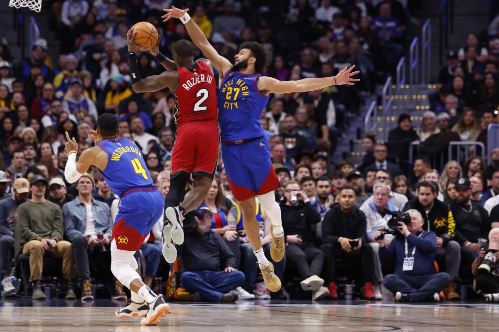 在亚洲球员 在亚洲球员